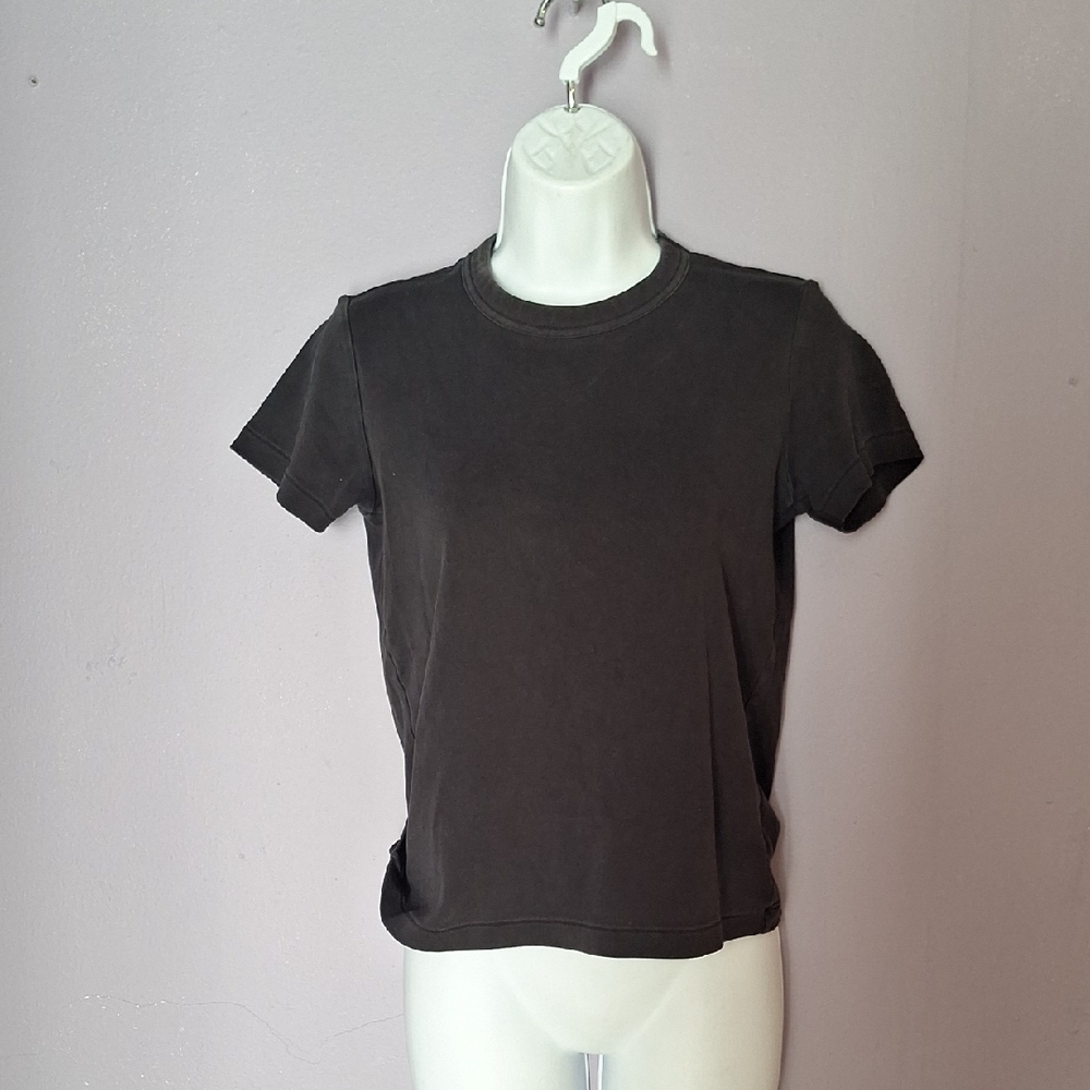 Uniqlo Dark Gray Women's Short Sleeve Tee